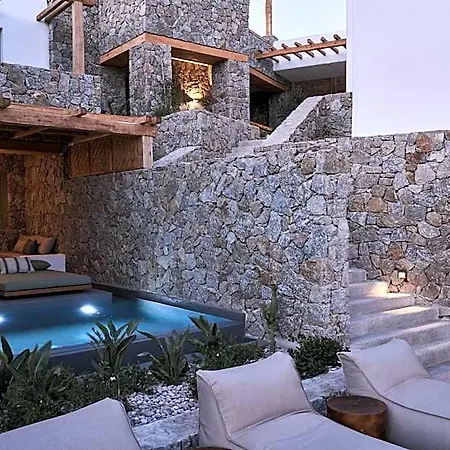 Archipelagos Hotel